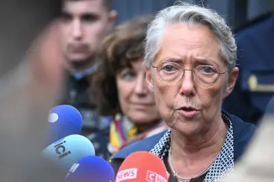Élisabeth Borne quitte la direction de Renaissance, critique la ligne Attal