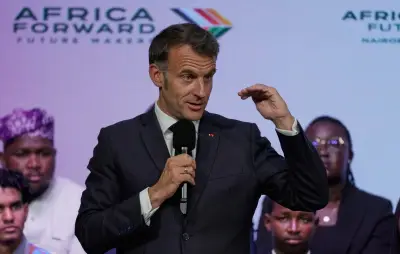 Macron prône une refonte des relations Europe-Afrique à Nairobi