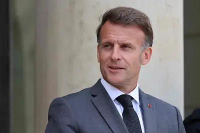 Macron soutient l'abrogation du Code noir et évoque les réparations