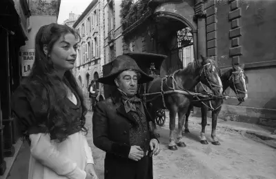 Mai 1980 : Bordeaux transformée en plateau des « Fiancées de l’Empire »