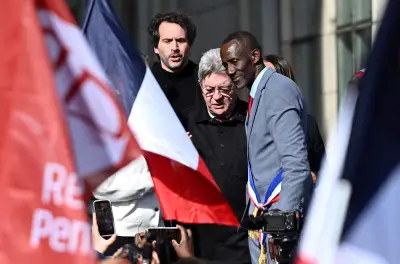 Maires extrême gauche : entre revanche identitaire et déconnexion du réel