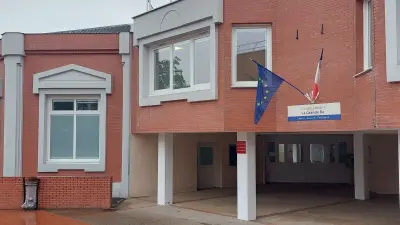 Malfaçons à l'origine de l'affaissement du plafond d'une maternelle à Voisins-le-Bretonneux