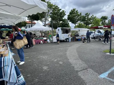 Marché d'Urrugne : une nouvelle formule prometteuse séduit exposants et clients