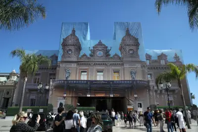 Monte-Carlo : le casino camouflé par un trompe-l'œil géant pour sa rénovation