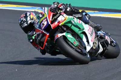 MotoGP : Zarco signe la pole au Mans, Marquez déçoit