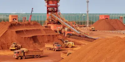 Métamorphose de la guerre : minerais, monnaies et semi-conducteurs deviennent des armes