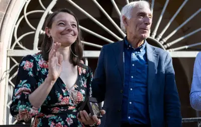 Nantes retire les portraits de Jacques Paris et Cécile Kohler après leur libération