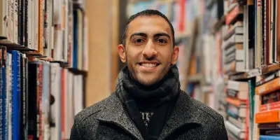 Naturalisation refusée : le combat d'Arash Ahmadzadeh pour devenir français