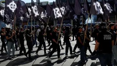 Neuf gardes à vue à Paris lors d'un rassemblement d'extrême droite interdit