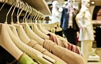Noz vend 70 000 pièces Esprit à prix cassés dans ses 354 magasins