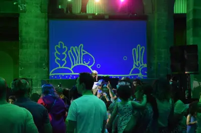 Nuit des musées à Bordeaux : parents et enfants dansent au CAPC sur le thème de la mer