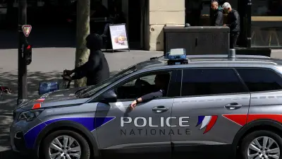 Paris : deux frères agressés au couteau sur une trottinette