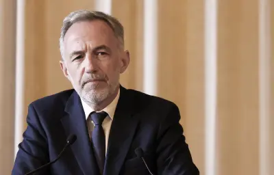 Paris : excuses du maire pour l'embauche d'un animateur suspecté de violences sexuelles