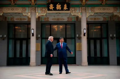 À Pékin, Trump vante des accords commerciaux « fantastiques » avec Xi