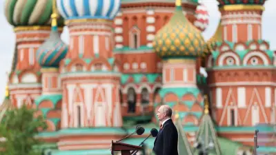Poutine en ville : le Kremlin dément les rumeurs de bunker