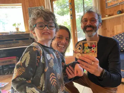 Périple à vélo solaire de 1800 km pour son fils atteint du syndrome de Cohen