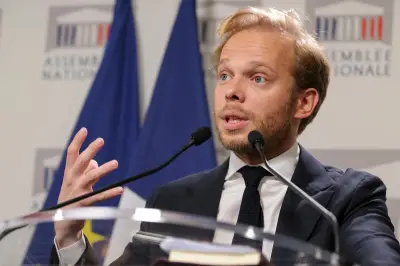 Rapport audiovisuel public : gauche et extrême droite s'affrontent déjà