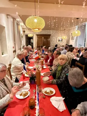 Repas républicain à Épargnes : 50 citoyens échangent sur la démocratie locale