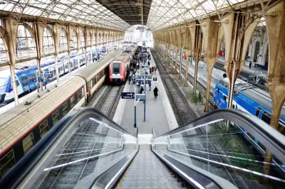 Retards massifs sur les TGV Paris-Nice : des passagers en détresse