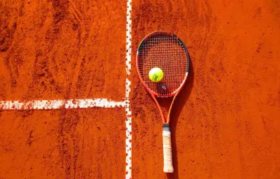 Roland-Garros : Sinner affronte Tabur, un match sous haute tension