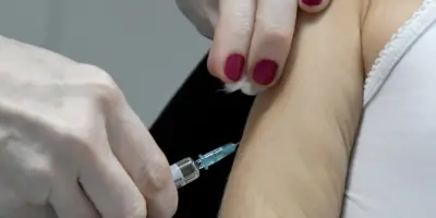 Rougeole : hausse des cas en France en 2025, alerte Santé publique France