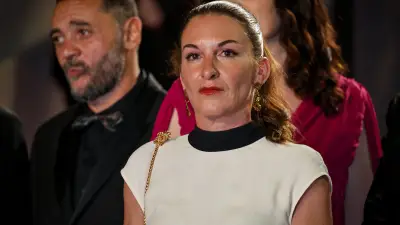 Samuel Paty au Panthéon : sa sœur presse Macron de décider avant l'été