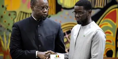 Sénégal : le Premier ministre Ousmane Sonko limogé par le président Bassirou Diomaye Faye