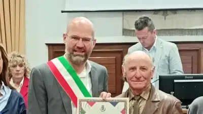 Sodol Colombini reçoit le titre de Citoyen d'honneur de Cascina en Italie