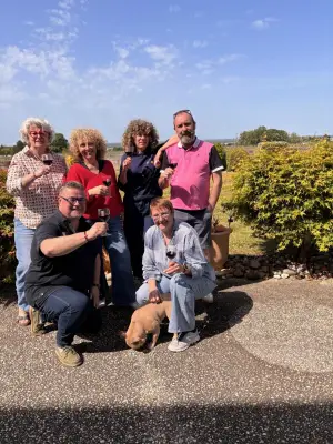 Soirée vigneronne à Villeneuve : trois châteaux unis pour une fête gourmande