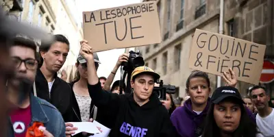 SOS Homophobie alerte sur le mal-être LGBT face aux violences ordinaires