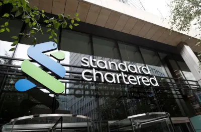 Standard Chartered supprimera des milliers de postes d'ici 2030