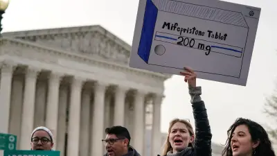 États-Unis : la Cour suprême autorise temporairement l'envoi postal de la pilule abortive