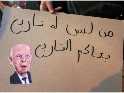 Tunisie : arrestation d'Ahmed Néjib Chebbi, la dérive autoritaire de Kaïs Saïed