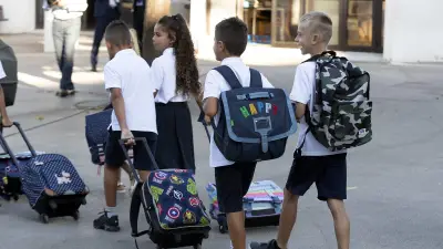 Uniforme à l'école : résultats mitigés de l'expérimentation