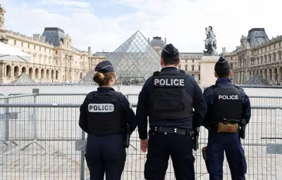 Vol au Louvre : Romain Gavras adapte le casse des bijoux de la Couronne en film