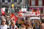 1er mai à Bayonne : 1 700 personnes défilent pour les droits sociaux