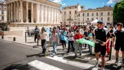 500 enfants nettoient Nîmes avec l'Usam : le plus grand plogging de France