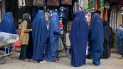 Afghanistan : les Talibans légitiment le mariage des mineures par décret
