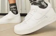Air Force 1 blanches : le basique mode indémodable pour homme