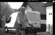 Allemagne: une dame âgée flashée à 42 km/h avec son déambulateur