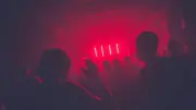 Annulation d'une rave party techno dans un parking à Montpellier