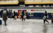 Attaque au couteau dans une gare suisse : trois blessés, un Suisse de 31 ans interpellé