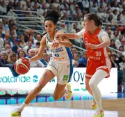 Basket Landes arrache la belle face à Bourges grâce à une Leïla Lacan de feu