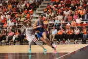 Basket Landes dominé (67-49) par Bourges en finale aller : la belle en ligne de mire