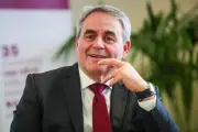 Bertrand croit à son destin présidentiel, Ruffin rêve du soutien du PCF