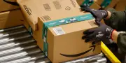 Conseil d'État rejette le recours d'Amazon contre les frais de port obligatoires pour les livres