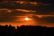 Coup de chaud sur la France : l'humidité des sols nous protège