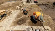 Des vestiges romains découverts sur le site du futur porte-avions à Toulon