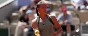 Diane Parry crée l'exploit à Roland-Garros en éliminant la 6e mondiale