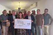 Don de 20 000 euros à Bormes pour la recherche contre le cancer